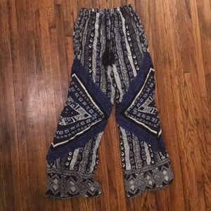 Bell bottom gypsy blue print pants